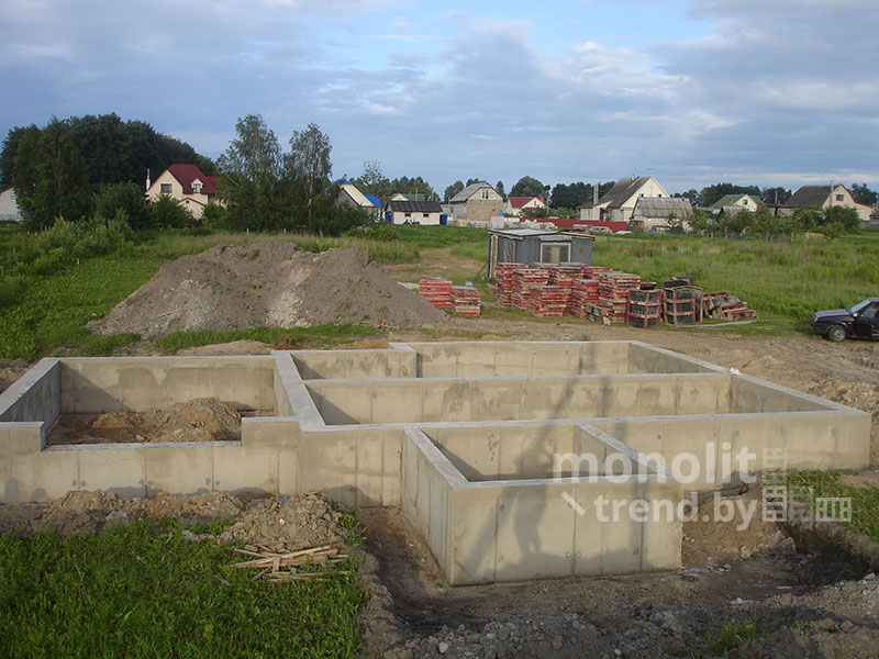 Монолитный ленточный фундамент, п. Дукора